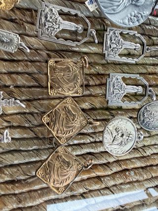 Colección medallas religiosas