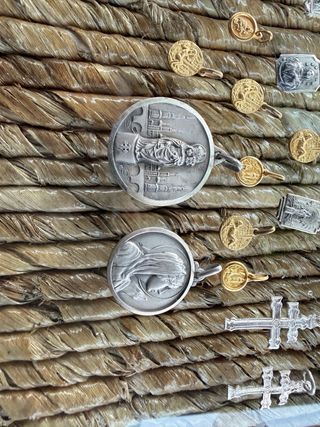Colección medallas religiosas