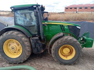 Tractor John Deere 7230R