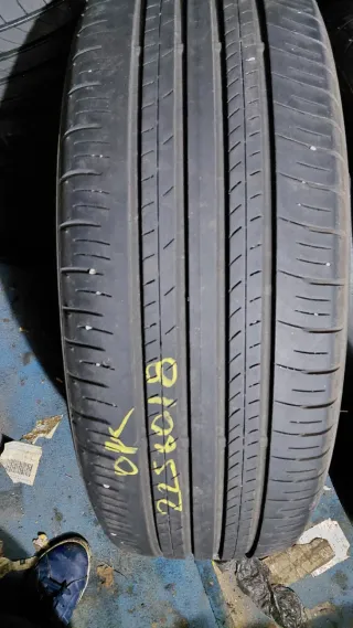 Neumático 225/60/18