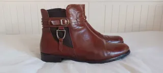 Botines de piel marrones