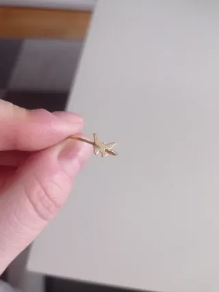 Anillo mariposa dorado ajustable