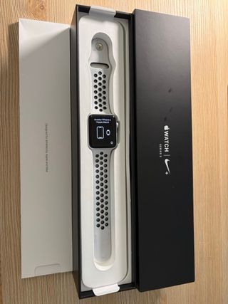 Apple Watch Series 3 Nike+ Plata