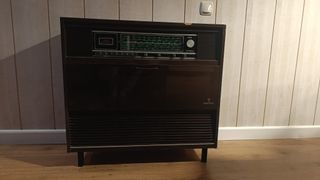 Radio Tocadiscos Vintage Marrón