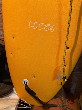 Tabla de surf OLAIAN Tiene todos los complementos