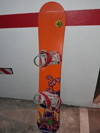Tabla de Snowboard con Fijaciones