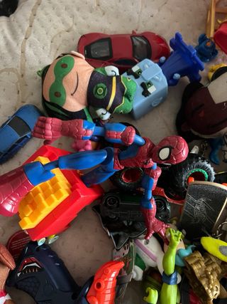 Lote de juguetes variados