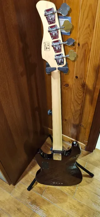 Bajo Marcus Miller Sire V7 2nd Gen