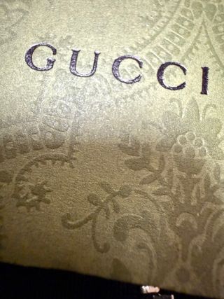 Chaqueta Gucci Negra con Capucha y Rayas