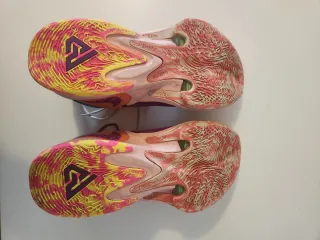 Nike FREAK 4 Purple Pink