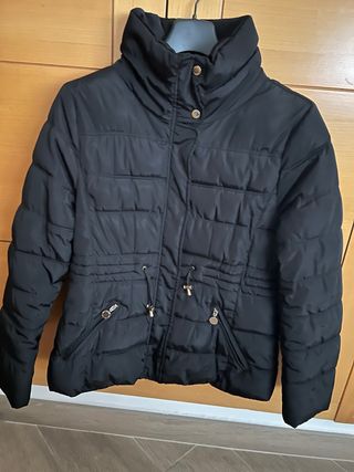 Chaquetón negro Amichi