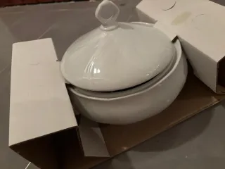 Juego de tazas y platillos de porcelana