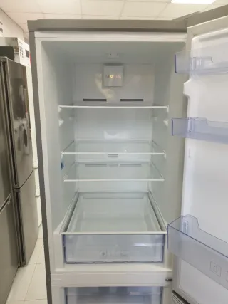 Nevera Beko 1.85m x 60cm