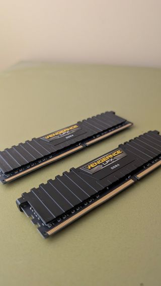 Memoria RAM Corsair Vengeance LPX DDR4 3200 2x8GB