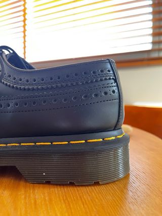 Dr Martens 3989 YS Zapato Cuero Negro Talla 43