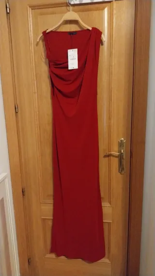 Vestido largo rojo Zara