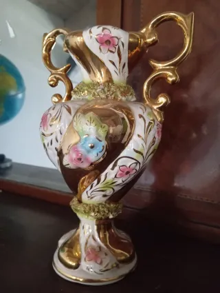 Coppia Vasi Porcellana Oro e Bianco