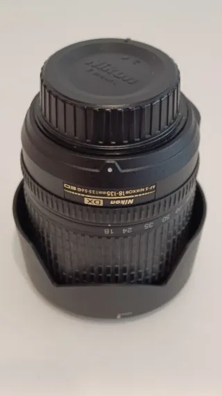 Objetivo Nikon DX AF-S 18-135mm f/3.5-5.6G ED