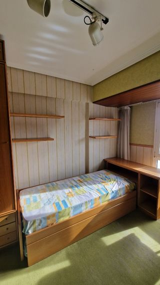 Dormitorio cama nido completo.