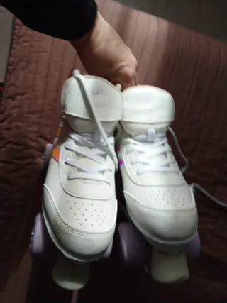 Patines 4 ruedas blancos