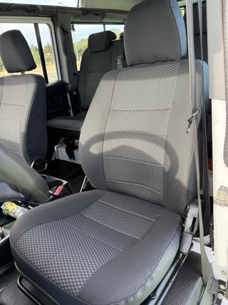 Land Rover Defender 2016