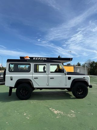Land Rover Defender 2016