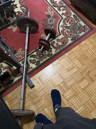 Pesas y Barra de Gimnasio