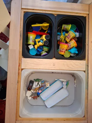 Escritorio y silla infantil Ikea Flisat