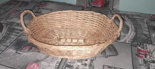 Cesta de mimbre con forro de tela