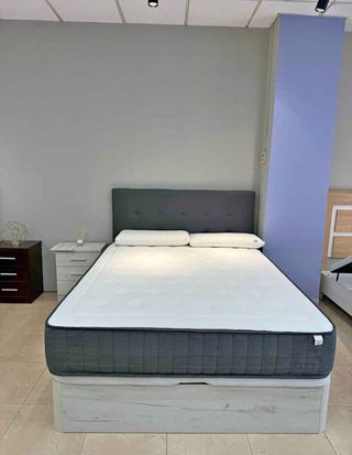 Colchones y canapés de dos plazas