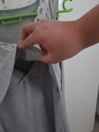 Camisón premamá con bata gris