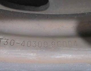 Nissan 2337974 llanta 403009c004 serena 2.0 diesel