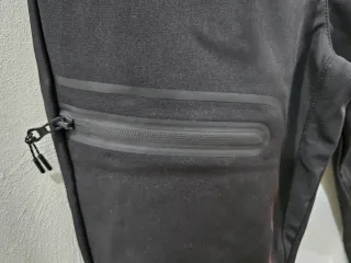 Pantalón Montaña Mountain Negro Sin Estrenar.Mujer