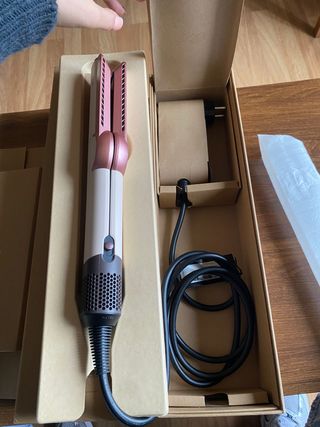 Piastra per capelli Dyson Airstrait rosa oro, nuova