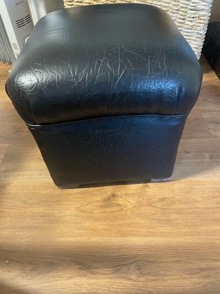 Puff de cuero hecho a mano