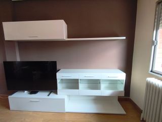 Mueble de salón moderno blanco