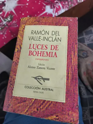 Luces De Bohemia (Nueva Austral Series) (Spanis...