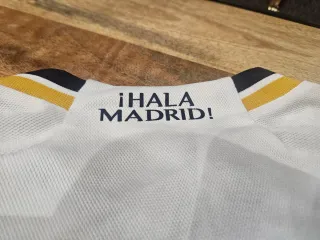 Equipación Oficial Real Madrid