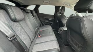 Peugeot 3008 Hybrid 225 Allure Pack e-EAT8 165 kW (225 CV)