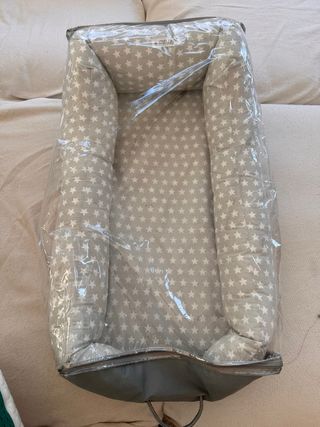 Nido reductor bebé Mimuselina estrellas