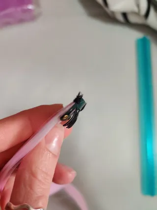 Extensiones rosa con clip.