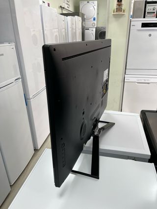 TV PHILIPS 40" LED (40HFL5008D) -