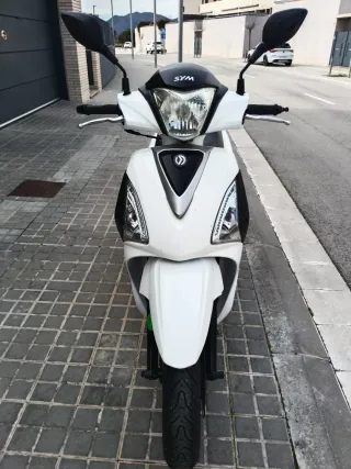 Sym Symphony 125 Scooter ST