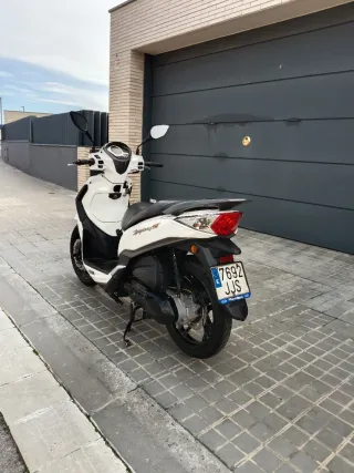 Sym Symphony 125 Scooter ST
