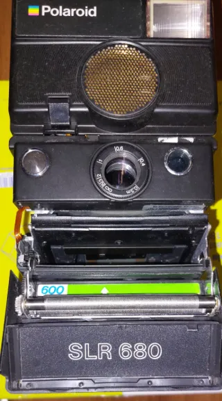 Polaroid SLR 680 Anni 80