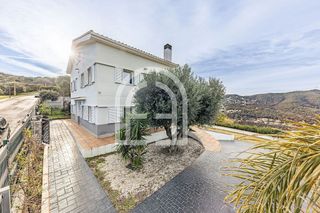 Chalet en alquiler en Sant Fost de Campsentelles