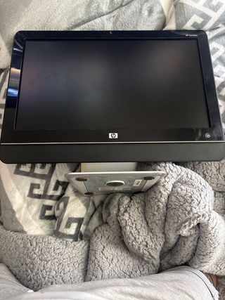HP Pavilion Monitor Negro