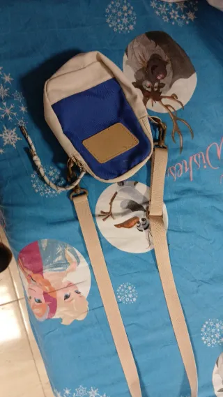 Riñonera Eastpak Rosa2×5 euros