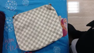 Riñonera Eastpak Rosa2×5 euros