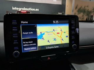 Toyota Yaris Cross 1.5 120H Business Plus